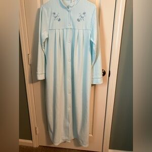 Vintage 80's Polyester Robe Size  Light Aqua  Size Small 38" Bust